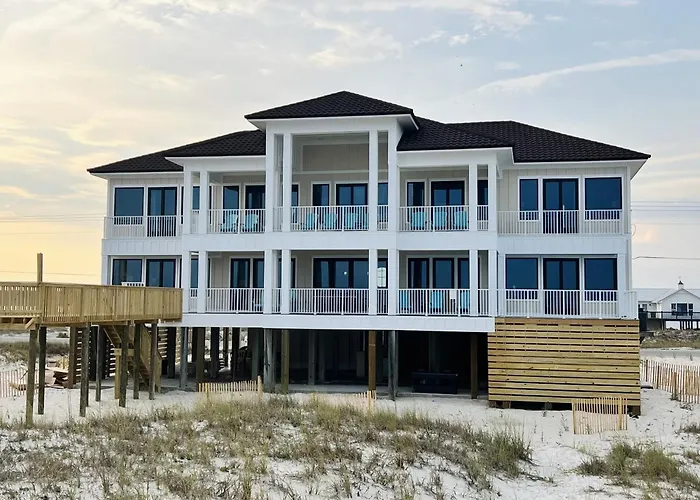 Holiday home Shore Thing By Gsvr - Newly Renovated Beachfront Retreat With Private Pool - Free Activities And Golf *