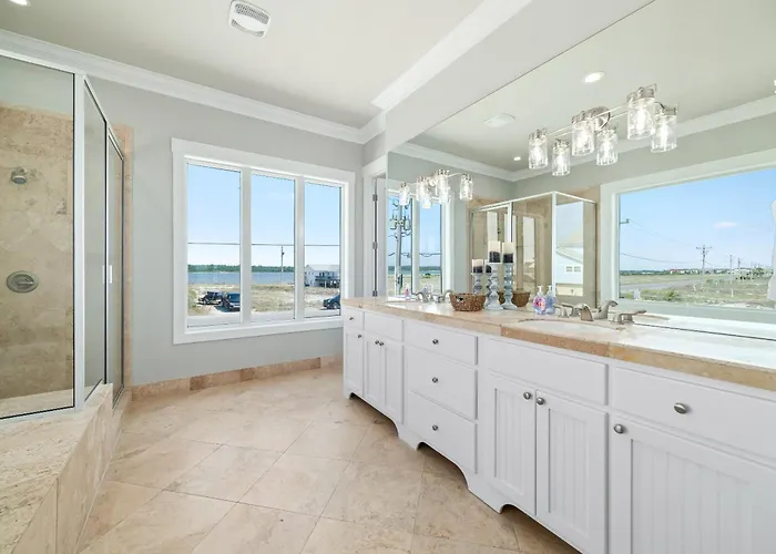 Shore Thing By Gsvr - Newly Renovated Beachfront Retreat With Private Pool - Free Activities And Golf Gulf Shores