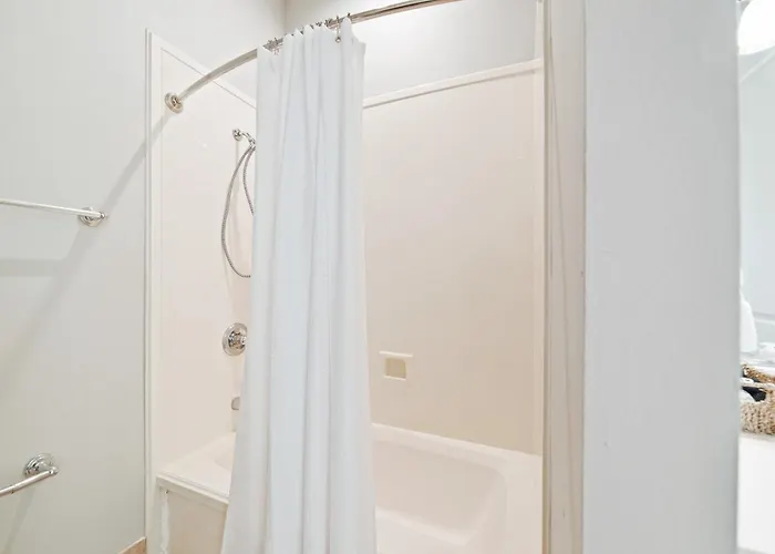 Holiday home Shore Thing By Gsvr - Newly Renovated Beachfront Retreat With Private Pool - Free Activities And Golf Gulf Shores