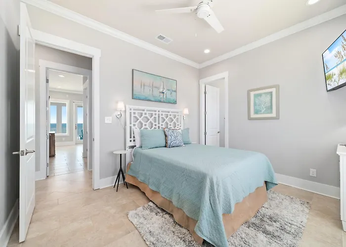 Holiday home Shore Thing By Gsvr - Newly Renovated Beachfront Retreat With Private Pool - Free Activities And Golf